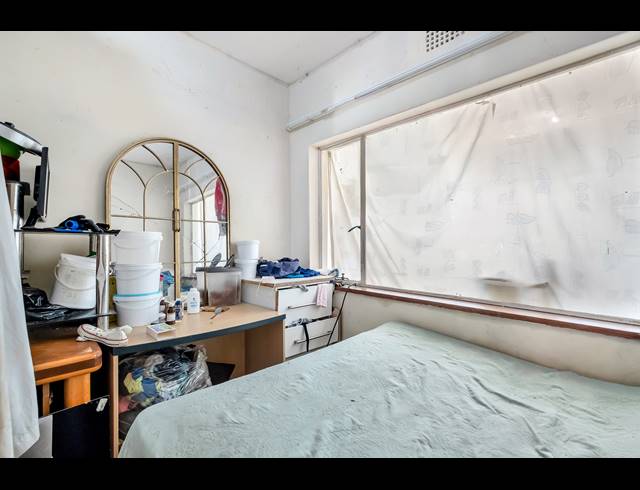 2 BEDROOM APARTMENT FOR SALE IN WINDSOR EAST